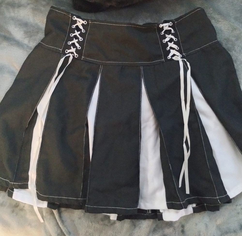 Size Large Social Collision Skirt Elegant Black And White Lace Up Skirt - Picture 2 of 2
